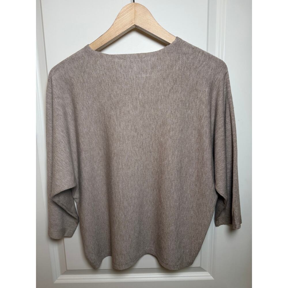 Mila Minimalist Relaxed Crewneck Knit Sweater Size S Clean Girl Quiet Luxury - Picture 6 of 10